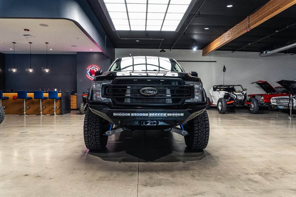 2019 Ford F150 SuperCrew Cab Limited Raptor in Carson City, NV (photo 2) — photo 2
