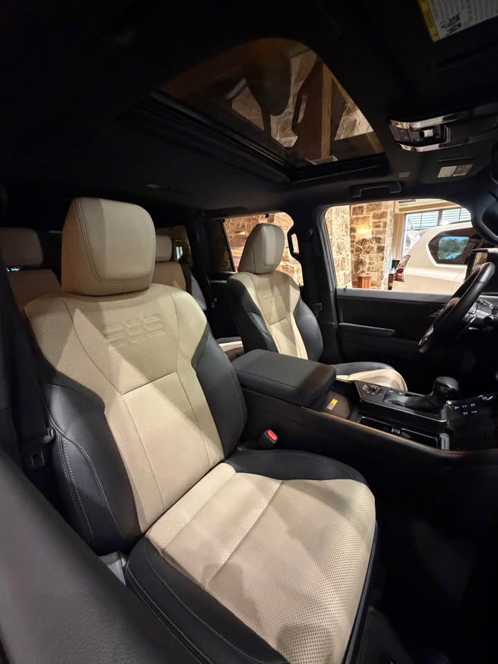 2024 Lexus GX · GX550 OverTrail Plus in San Antonio, TX (photo 5) — photo 5