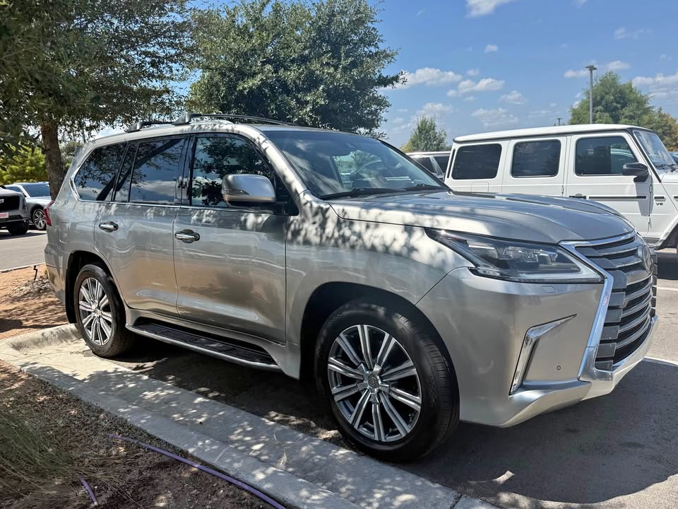 2017 Lexus LX · LX 570 Sport Utility 4D in Dripping Springs, TX (photo 1) — photo 1