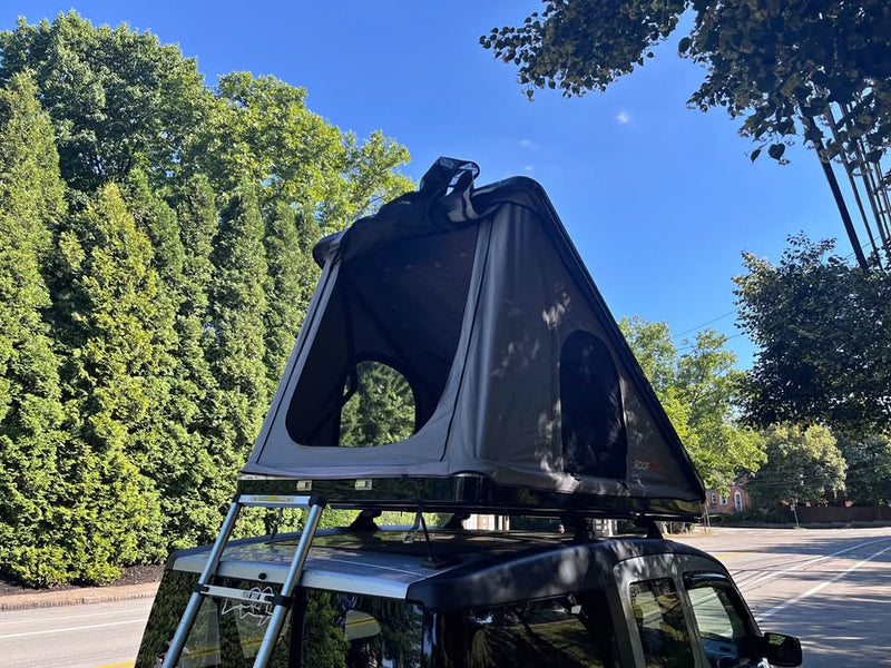 Roofnest Sparrow Eye 2018 rooftop tent in Pittsburgh, PA (photo 1) — photo 1