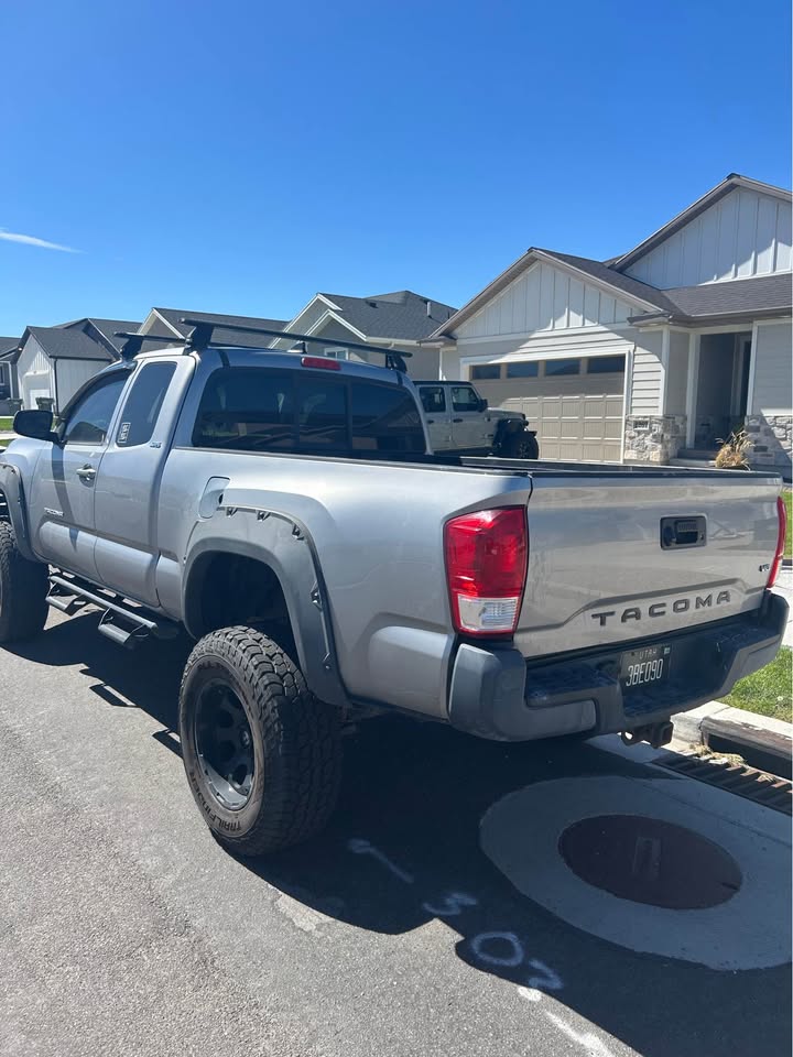 2016 Toyota Tacoma Access Cab · Sr5 in Tooele, UT (photo 4) — photo 4