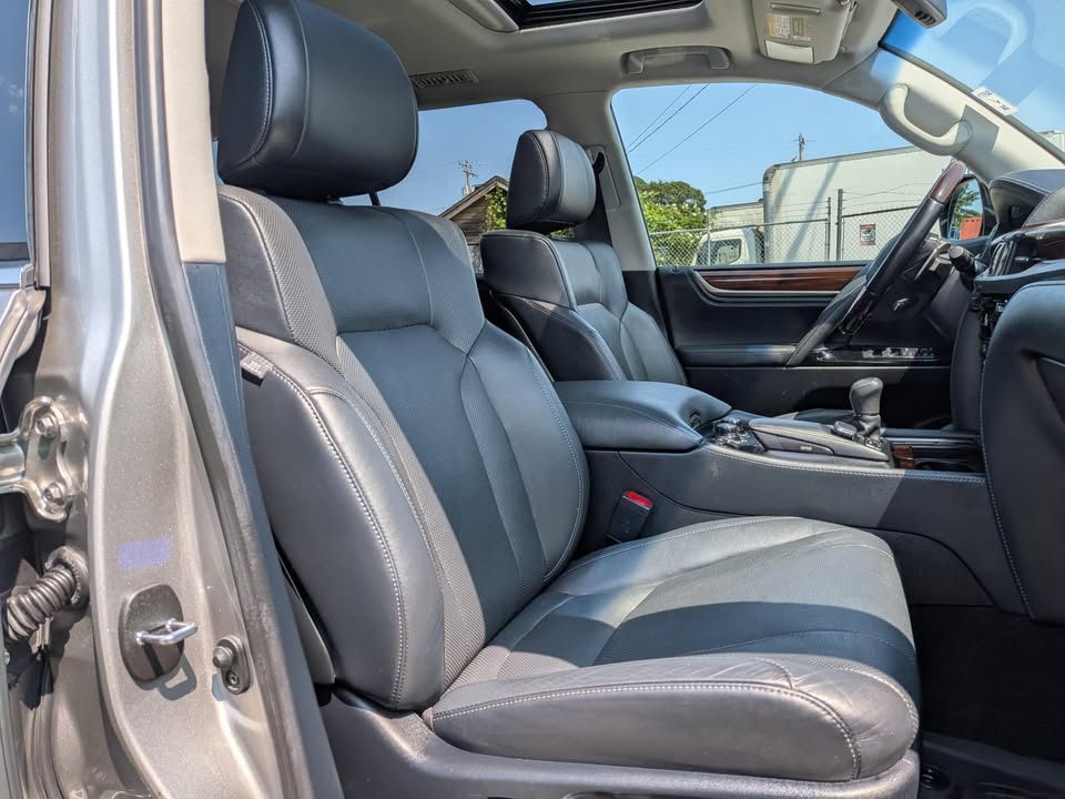2021 Lexus LX 570 in Tacoma, WA (photo 7) — photo 7