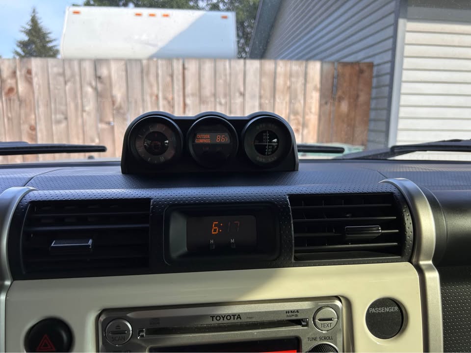 2014 Toyota FJ Cruiser in Post Falls, ID (photo 8)