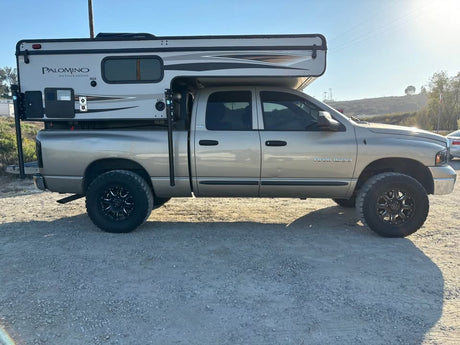 2017 Palomino SS-500 truck bed camper in Camp Pendleton Marine Corps Base, CA (photo 2)