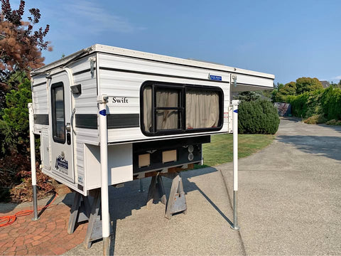 Four Wheel Camper 2016 Swift Model