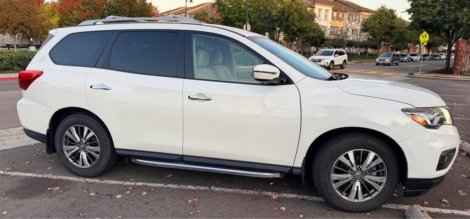 2020 Nissan Pathfinder · SV in Hayward, CA (photo 6) — photo 6