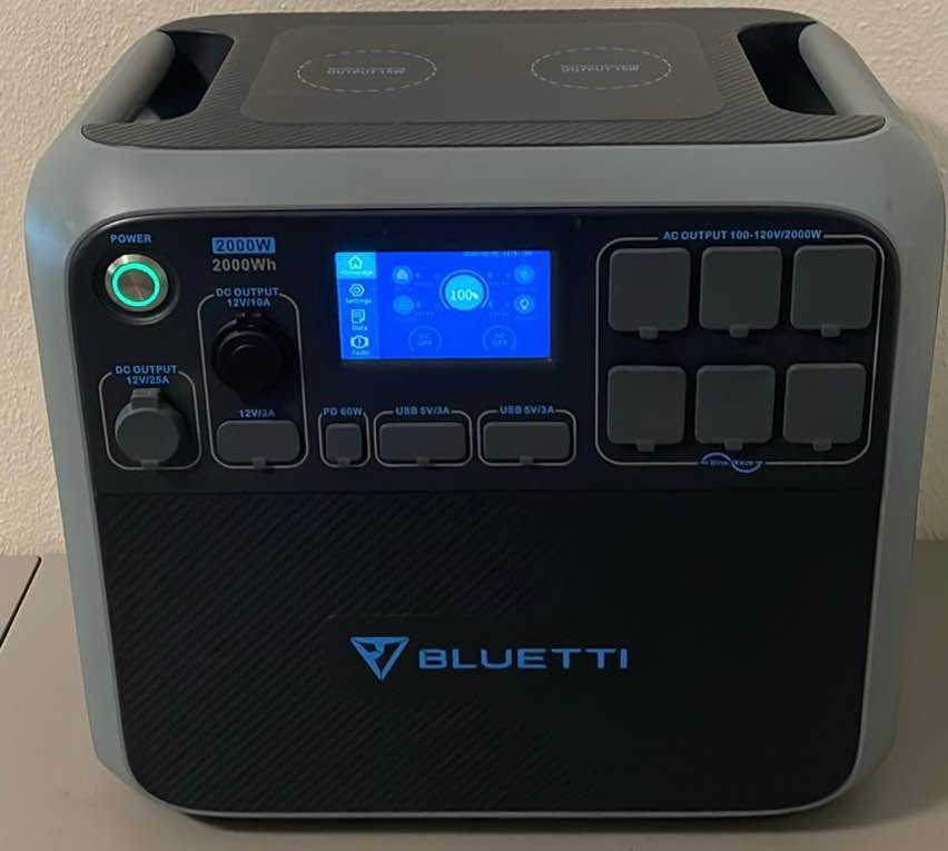 Bluetti AC200P Portable Power Station in Charleston, WV (photo 1)