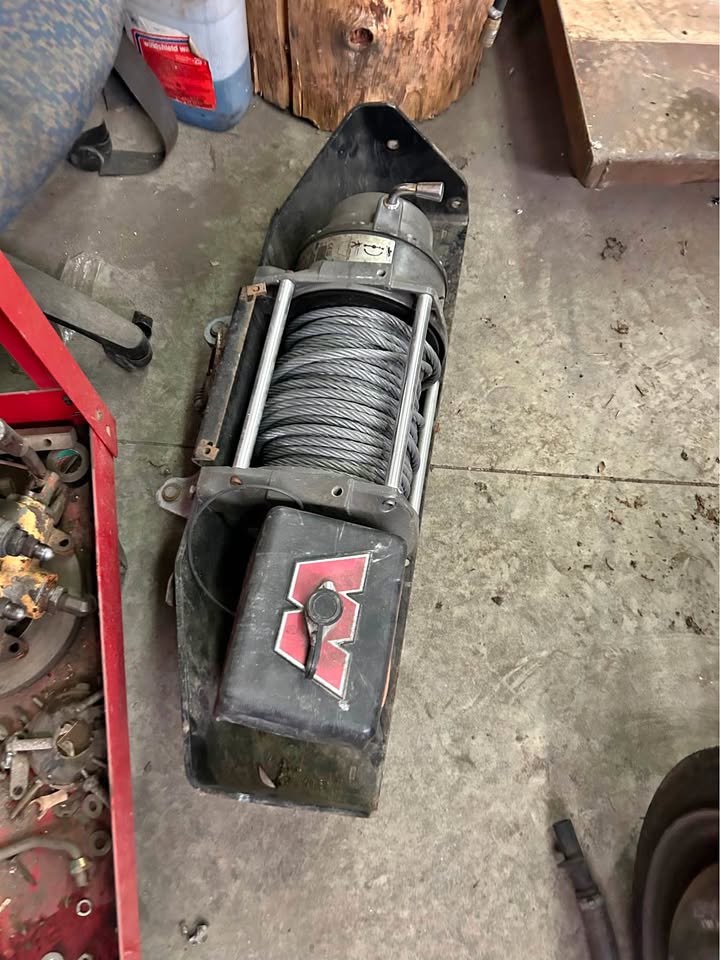 Warn winch m12000 in Rathdrum, ID (photo 1)