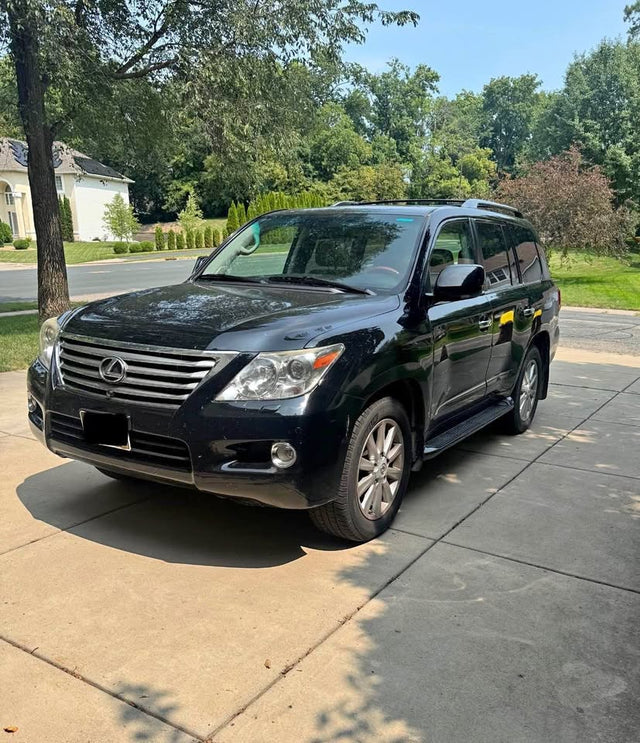 2009 Lexus LX · LX 570 Sport Utility 4D in Wayzata, MN (photo 1)