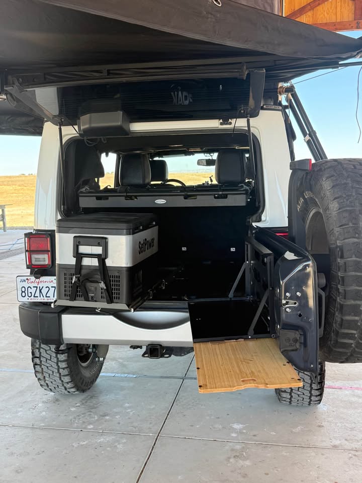 2017 Jeep Wrangler Unlimited · Chief Sport Utility 4D in Fresno, CA (photo 5) — photo 5