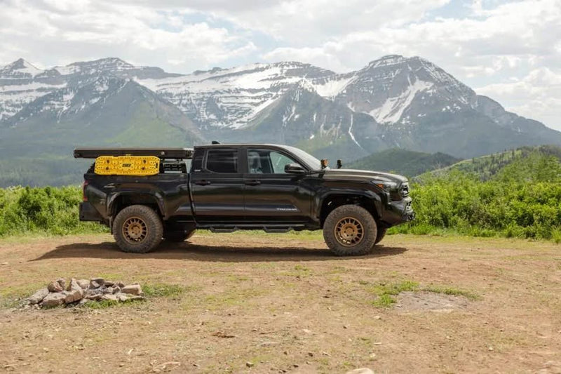 Smittybilt Aluminum Pop-Up Overlanding Roof Top Tent RTT (photo 2) — photo 2