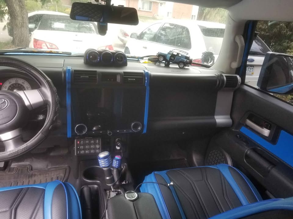 2007 Toyota FJ Cruiser · Sport Utility 2D in Aurora, CO (photo 7) — photo 7