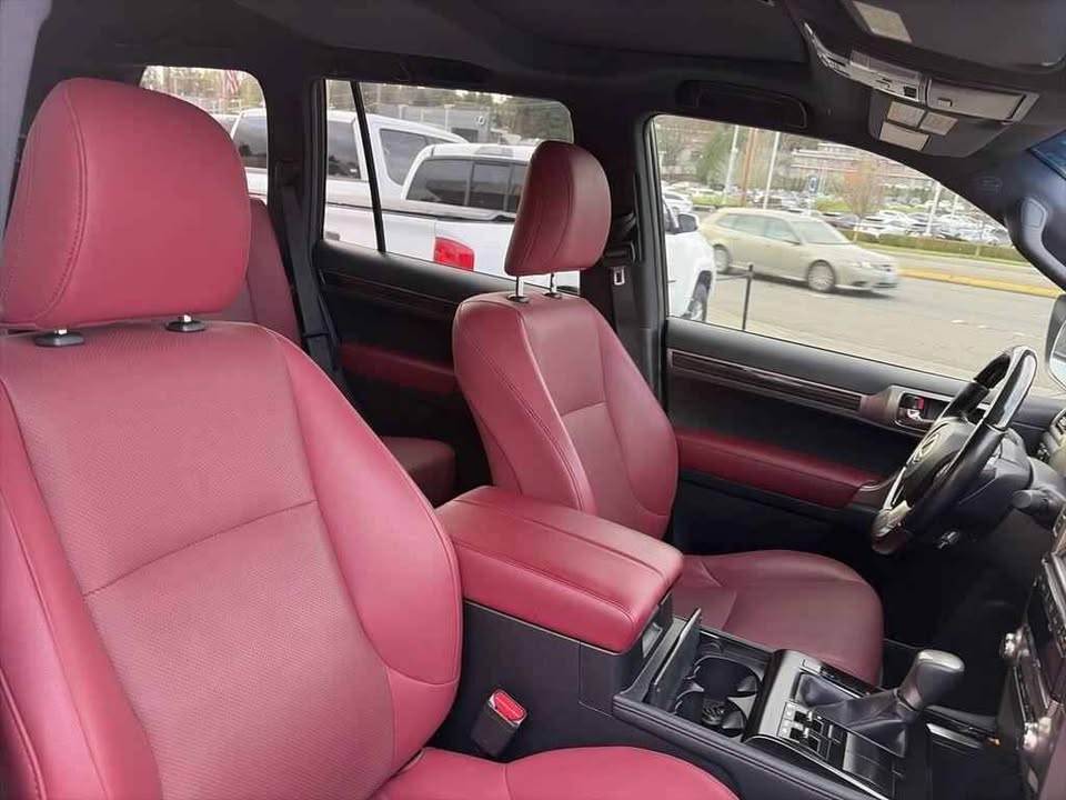 2021 Lexus GX · GX 460 Premium Sport Utility 4D in Edmonds, WA (photo 6) — photo 6