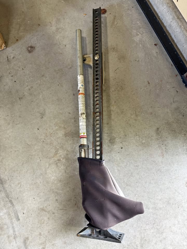 Hi-Lift Jack 48" in San Diego, CA (photo 1) — photo 1