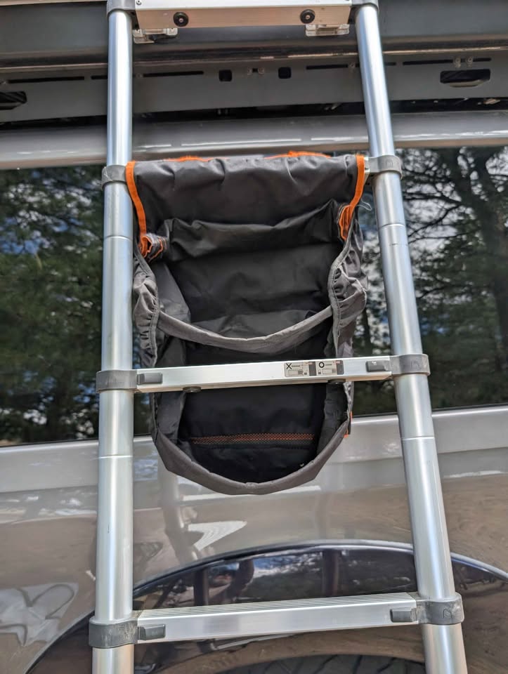 Roof Nest Sparrow 3 person roof top tent in Evergreen, CO (photo 8) — photo 8