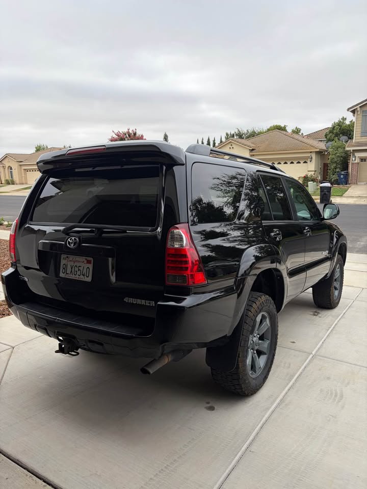 2007 Toyota 4Runner · Limited Sport Utility 4D in Rancho Cordova, CA (photo 4) — photo 4