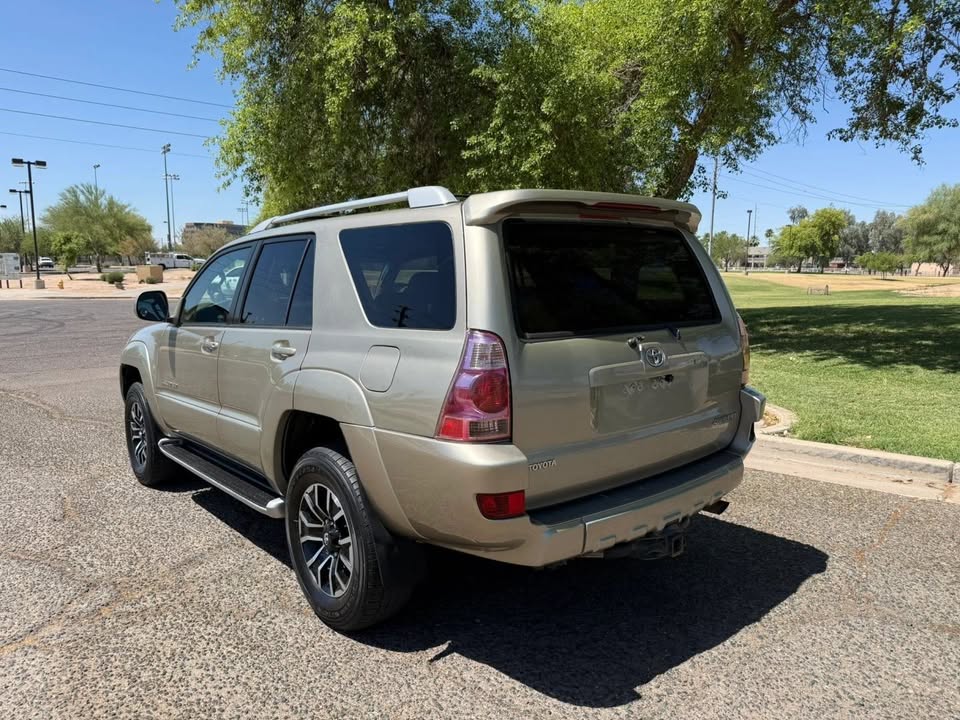 2004 Toyota 4Runner Limited Sport Utility 4D in Phoenix, AZ (photo 5)