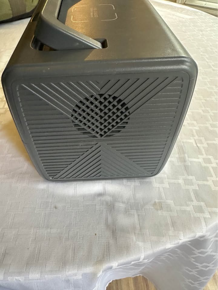 Bluetti Portable Power Station 600w in Boise, ID (photo 5) — photo 5