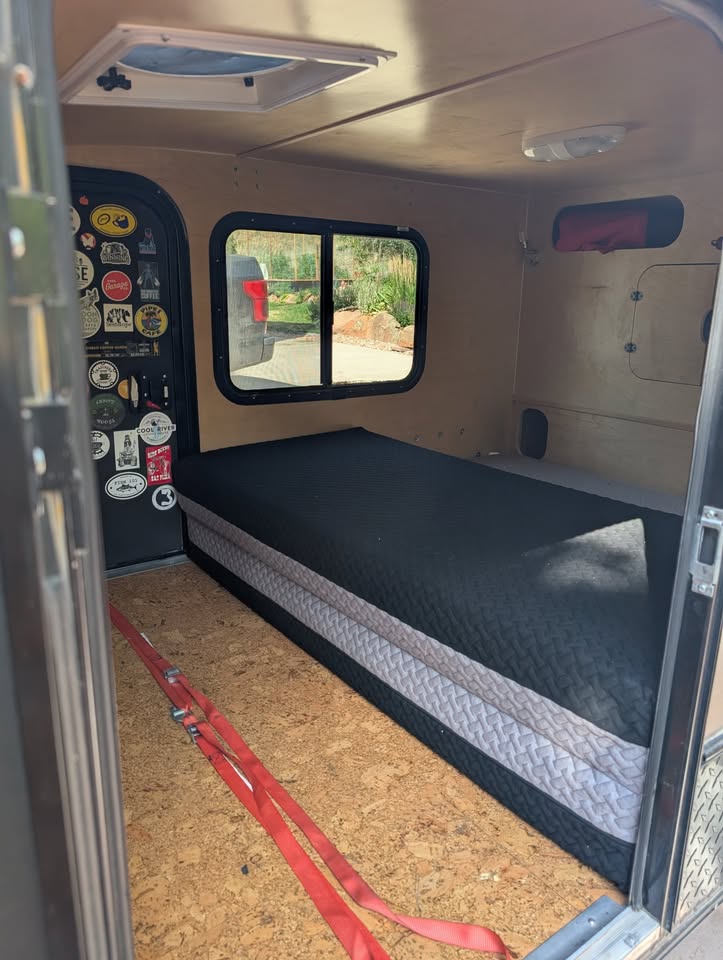 2007 Hiker Mid-Range 5x10 Camper Trailer in Morrison, CO (photo 2) — photo 2