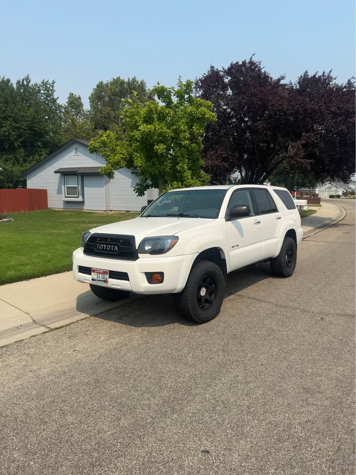 2007 Toyota 4Runner · SR5 Sport Utility 4D in Meridian, ID (photo 9)