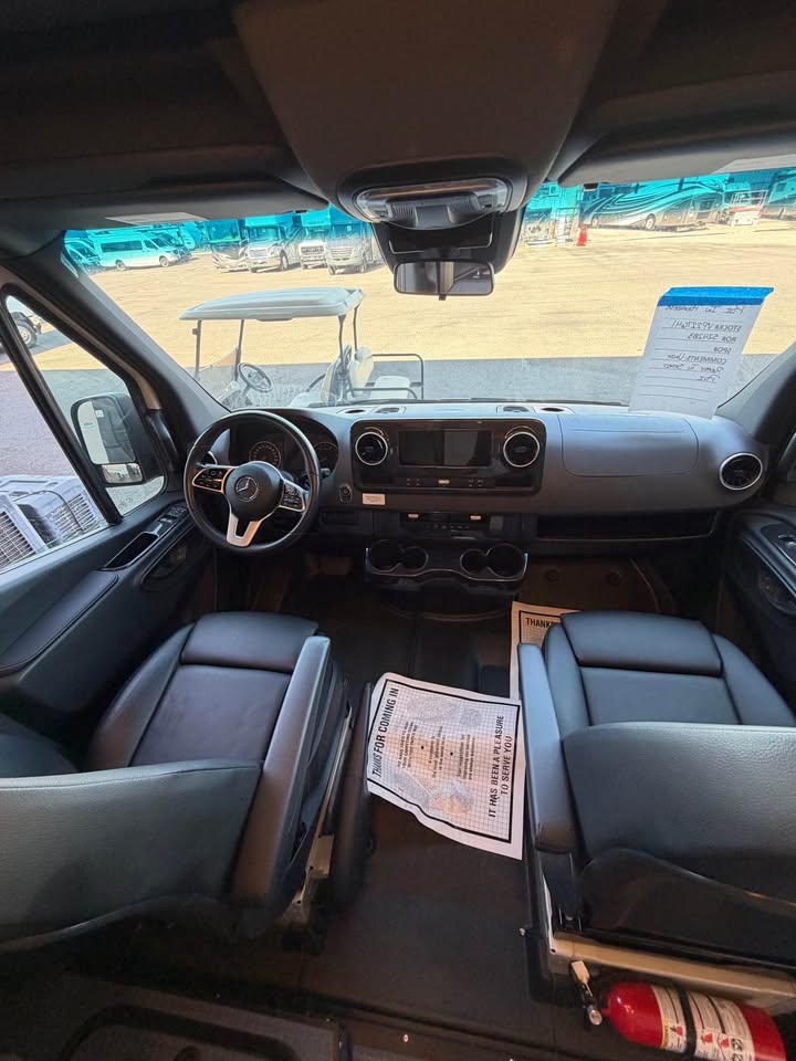 2024 Winnebago Revel 44E in Mesa, AZ (photo 10) — photo 10