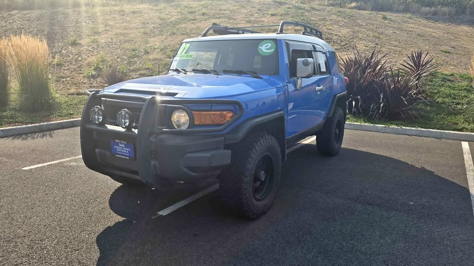 2007 Toyota FJ Cruiser · Base in Belfair, WA (photo 1) — photo 1