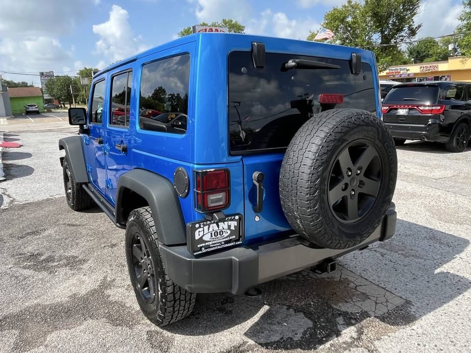 2016 Jeep Wrangler Unlimited Black Bear 4x4 4dr SUV in Houston, TX (photo 6) — photo 6