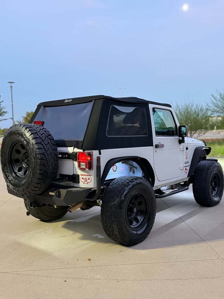 2016 Jeep Wrangler in Austin, TX (photo 9) — photo 9