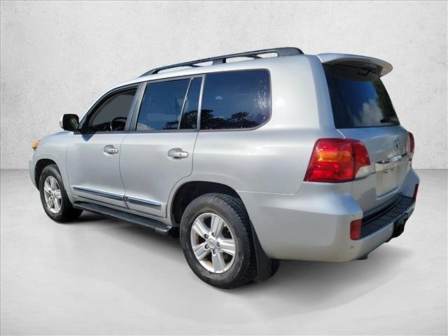 2013 Toyota Land Cruiser (photo 2) — photo 2