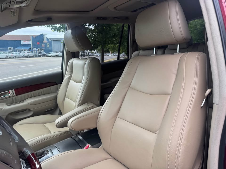 2009 Lexus GX · GX 470 Sport Utility 4D (photo 11) — photo 11