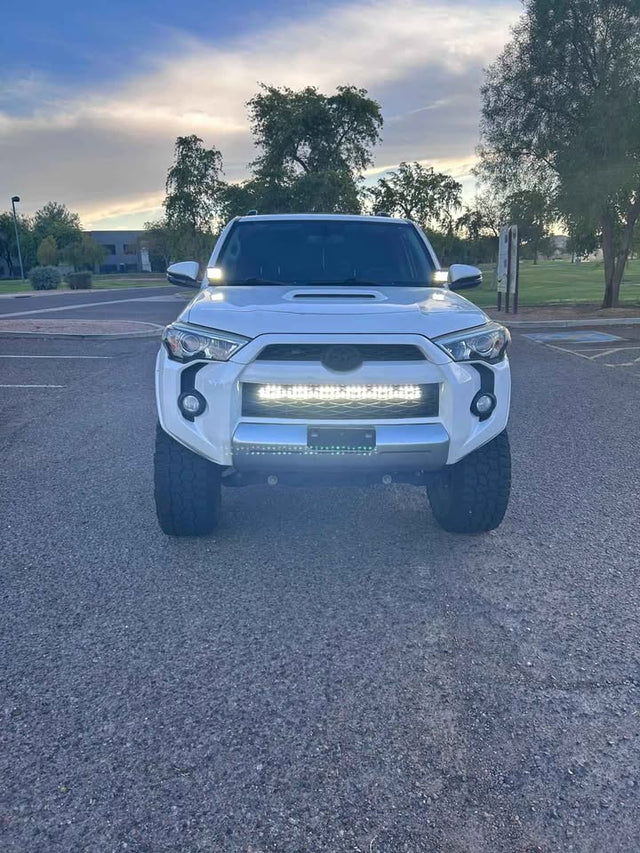 2017 Toyota 4Runner · TRD Off-Road Premium Sport Utility 4D — photo 2
