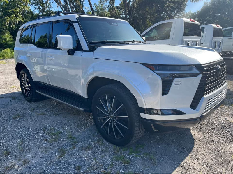 2024 Lexus GX550 · Luxury (photo 3) — photo 3