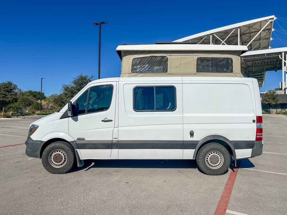 2014 Sportsmobile Sprinter 2500 in Austin, TX (photo 7) — photo 7