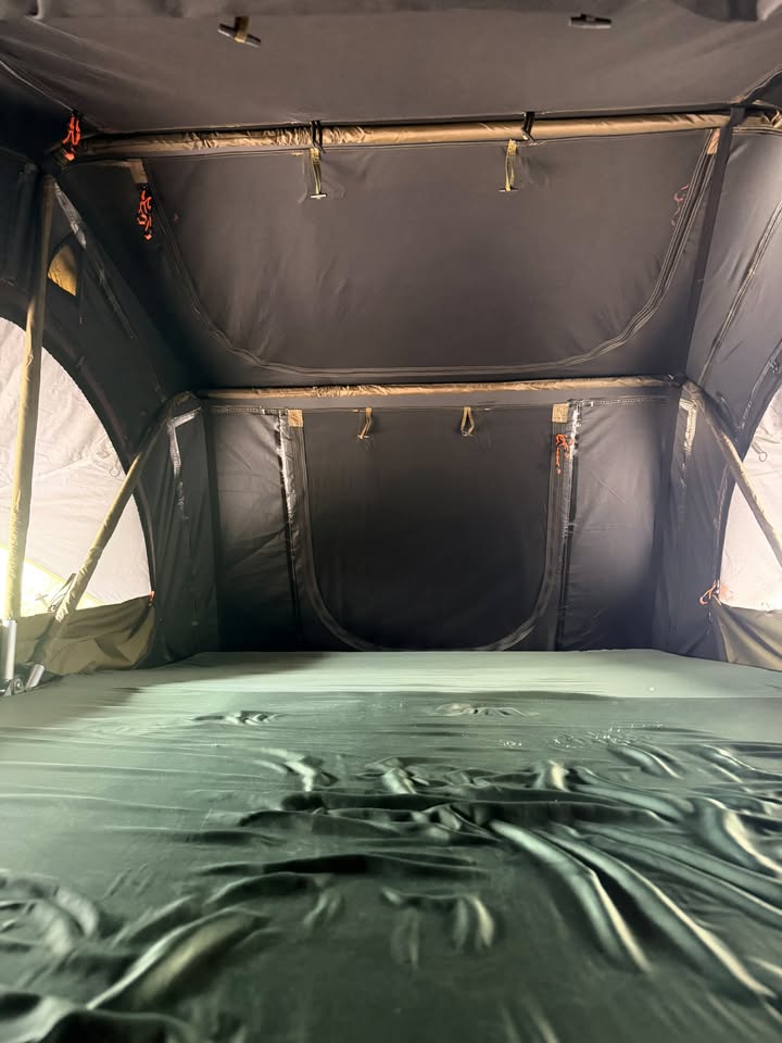 23Zero Walkabout 62 2.0 Blackout Roof Top Tent w/ Long Annex in Englewood, CO (photo 5) — photo 5