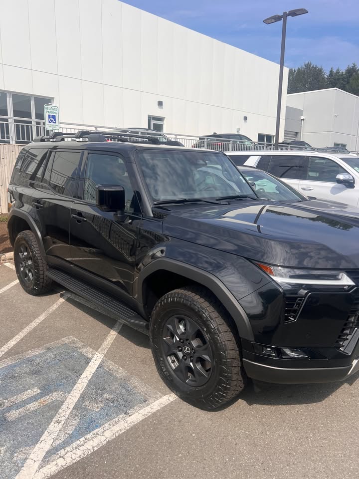2026 Lexus 2026 Lexus GX 550 Overtrail+ in Bellevue, WA (photo 2) — photo 2