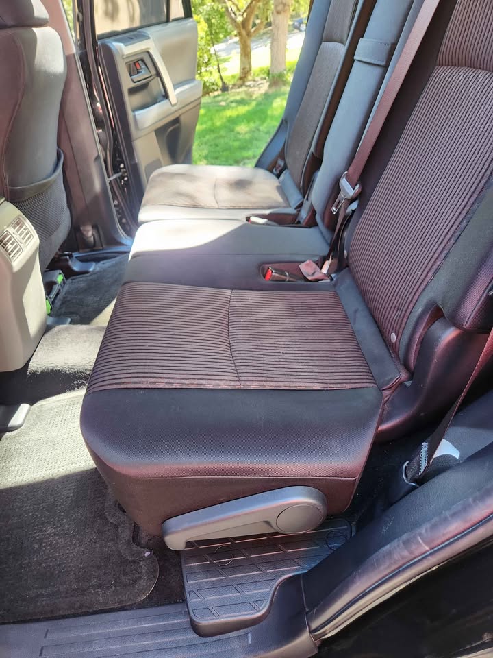 2012 Toyota 4Runner · SR5 Premium Sport Utility 4D in Lafayette, CO (photo 6) — photo 6