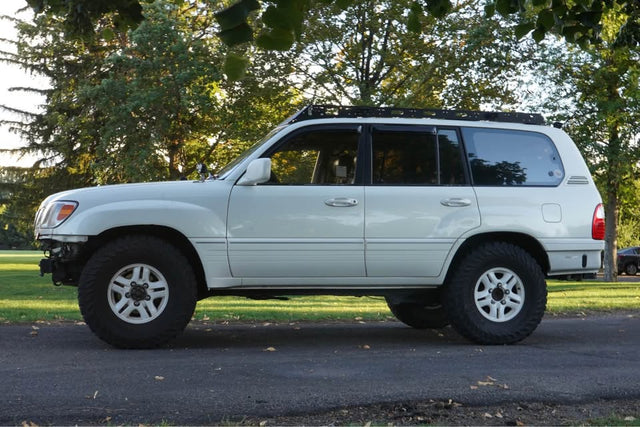 2002 Lexus LX · LX 470 Sport Utility 4D — photo 2