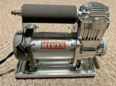 VIAIR 300P Air Compressor _ Off Road Kit