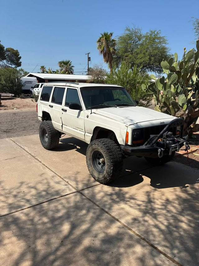 1998 Jeep Cherokee · Sport Utility 4D — photo 2