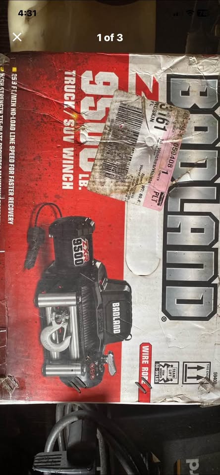 Badlands ZXR 9500 winch and cradel (photo 2) — photo 2