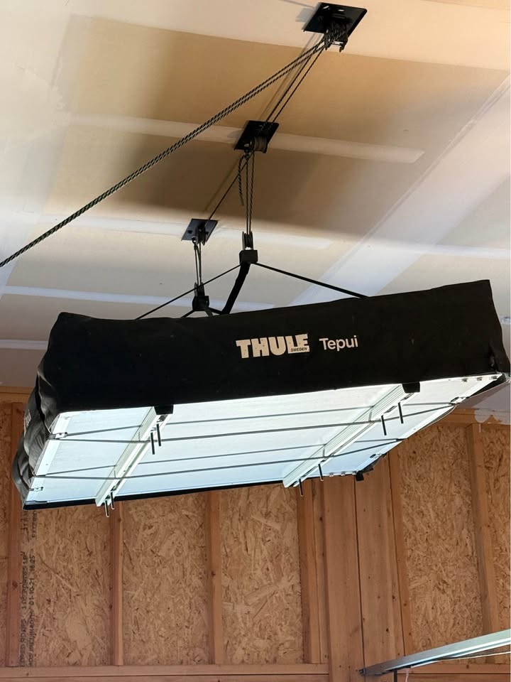Thule Tepui low-pro 2 rooftop tent with condensation mat in Loveland, CO (photo 5) — photo 5