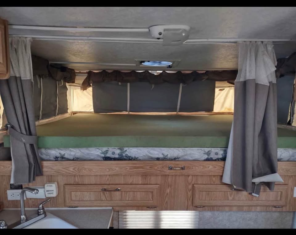 2007 Palomino Pop Up Camper in Hickman, CA (photo 8) — photo 8