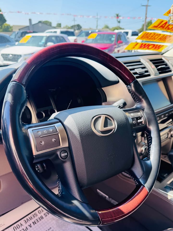 2018 Lexus GX · 460 Premium in Salinas, CA (photo 6) — photo 6