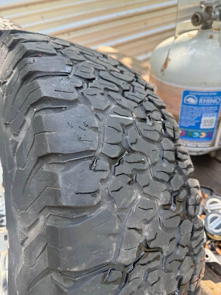 285/70/17 BFGoodrich KO2 tires and wheels in San Antonio, TX (photo 10) — photo 10