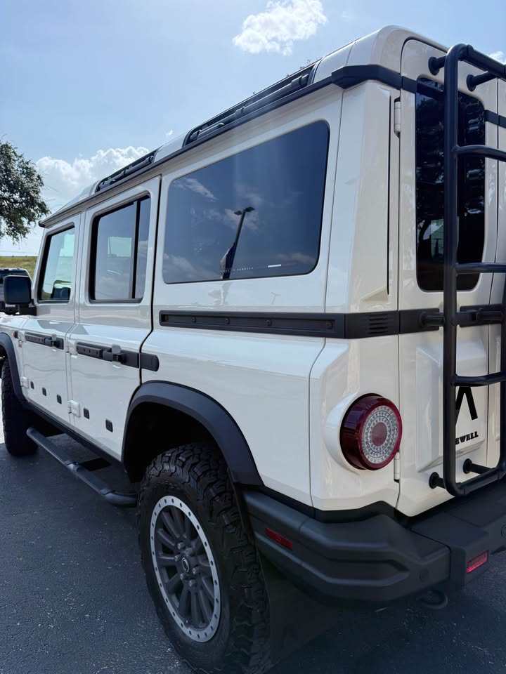 2025 INEOS Grenadier Station Wagon · 4X4 in San Antonio, TX (photo 4) — photo 4