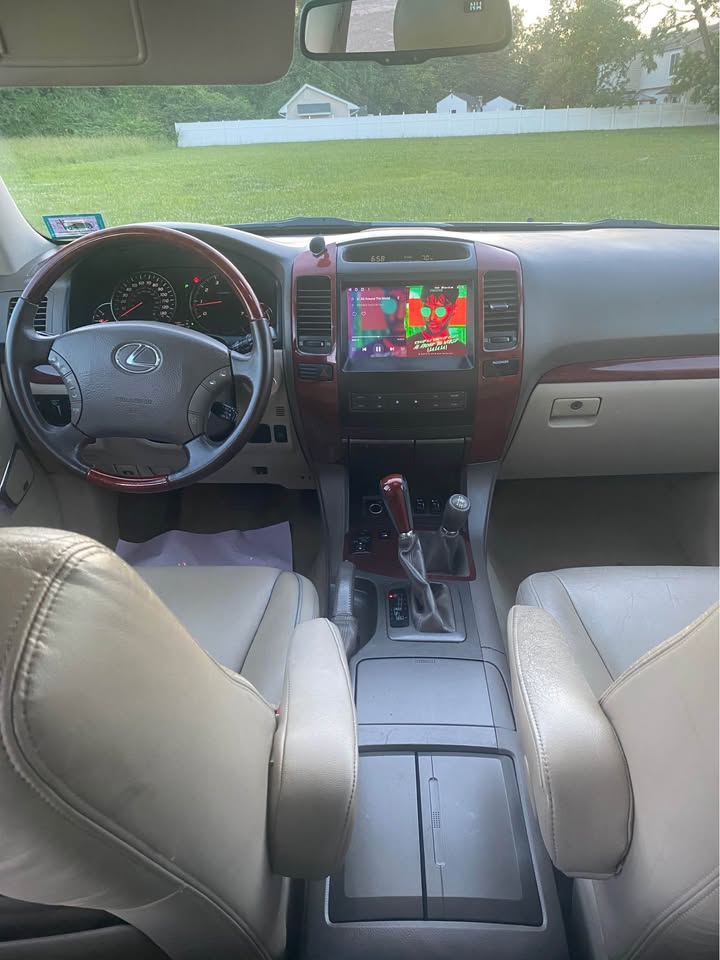 2008 Lexus GX · GX 470 Sport Utility 4D (photo 8) — photo 8