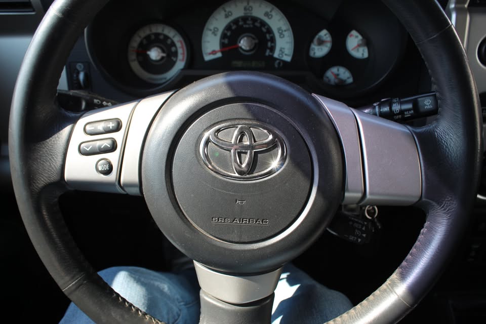 2007 Toyota fj cruiser manual transmission in Salt Lake City, UT (photo 11) — photo 11