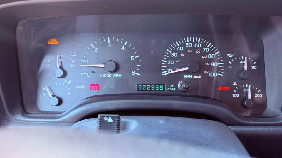 2000 Jeep Cherokee XJ 4x4 - Lifted in Kalama, WA (photo 10)
