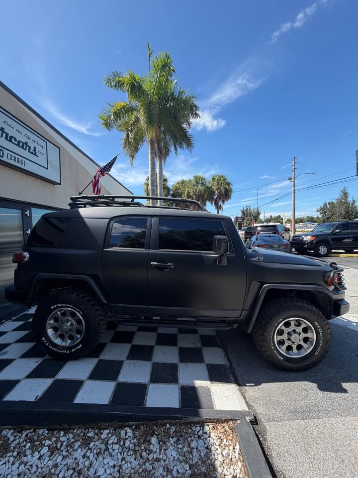 2011 Toyota FJ Cruiser · 4X4 40,000 MILES in Tampa, FL (photo 4) — photo 4