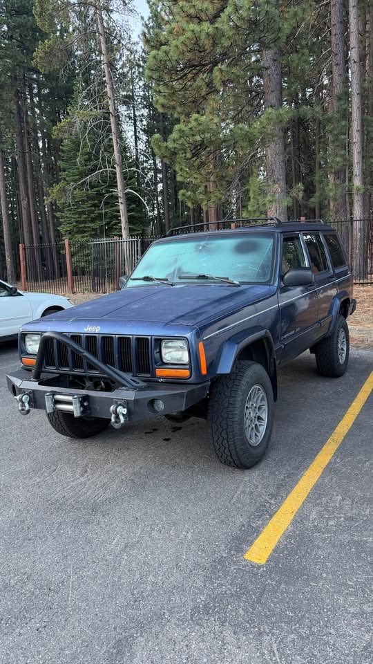 1997 Jeep Cherokee · Country Sport Utility 4D in Minden, NV (photo 4) — photo 4
